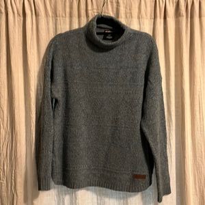 Sherpa Adventure Gear sweater size L